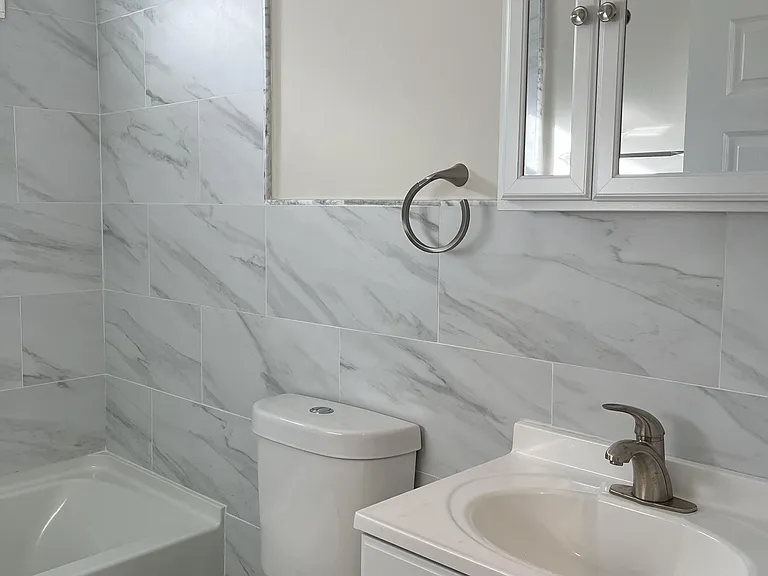 14 Bennett Pl #1 — Photo 14