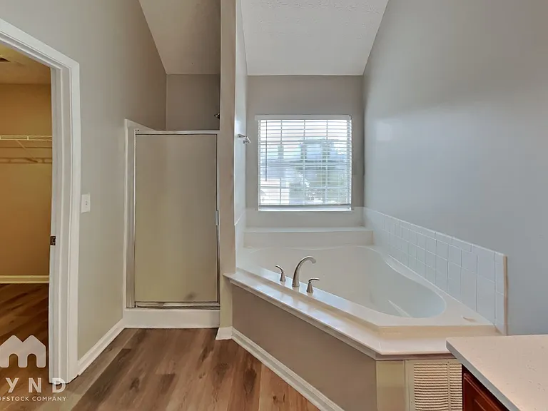 1037 Saint Augustine Pkwy — Photo 14