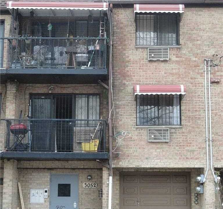 1st image of 30-52 79th St