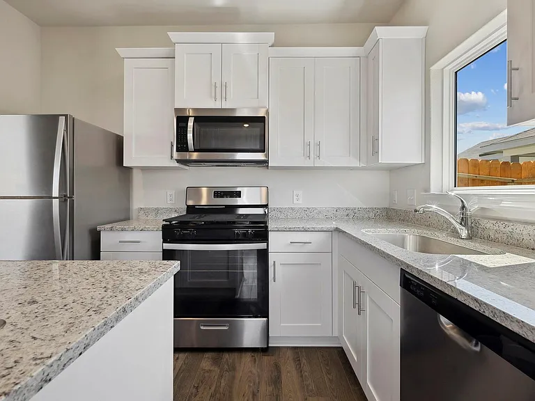 25511 Blooming Hazel Dr — Photo 9