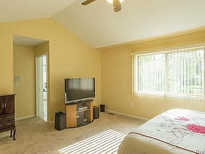 3rd image of 24152 Watercrest Ct