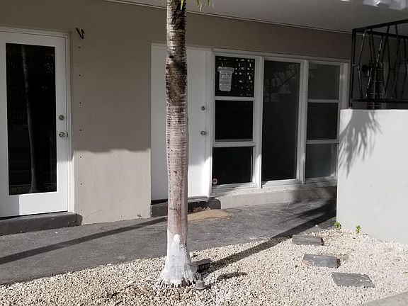 2nd image of 21 Edgewater Dr APT 106