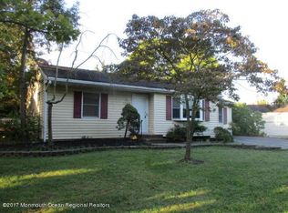 1199 Hancock Rd, Toms River, NJ 08753