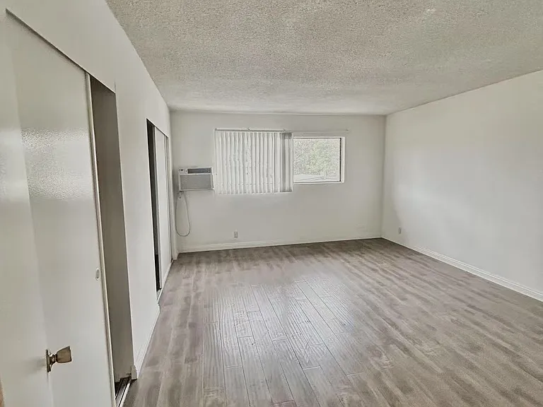 922 W Duarte Rd #3 — Photo 14