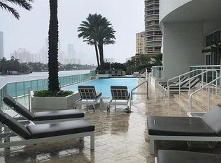 20201 E Country Club Dr APT 1009, Aventura, FL 33180