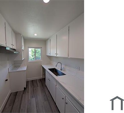 1st image of 13160 Victory Blvd #1