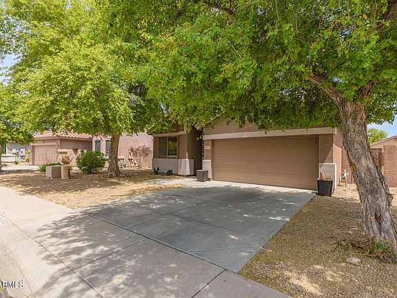 3rd image of 16521 N 71st Dr