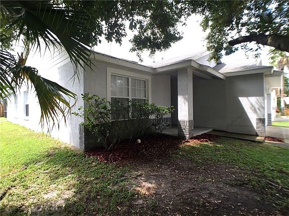 3rd image of 102 Sunny Oak Trl