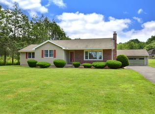 112 Crystal Lake Rd, Tolland, CT 06084