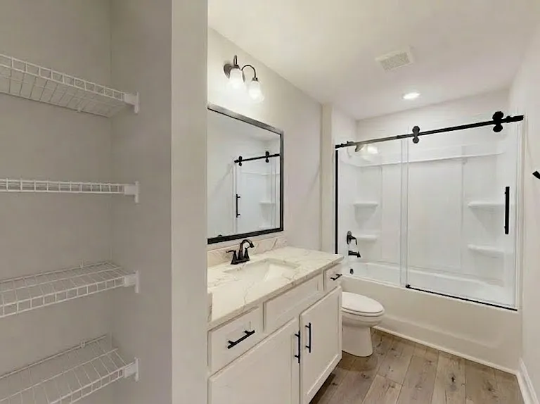 210 Winding Chestnut Dr — Photo 12