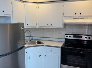4014 W 103rd St #9, Oak Lawn, IL 60453
