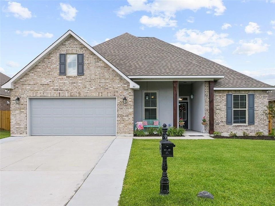 1st image of 38 Driftwood Dr