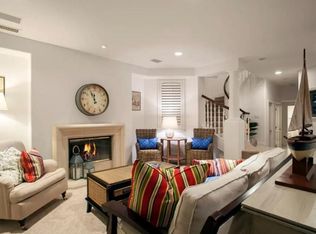 210 E Oceanfront, Newport Beach, CA 92661