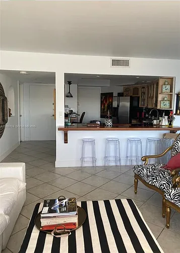 11930 N Bayshore Dr Photo 1