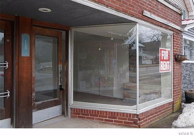 2nd image of 153 Sullivan St