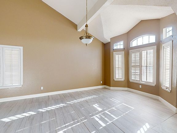 5th image of 14621 Eston Pl