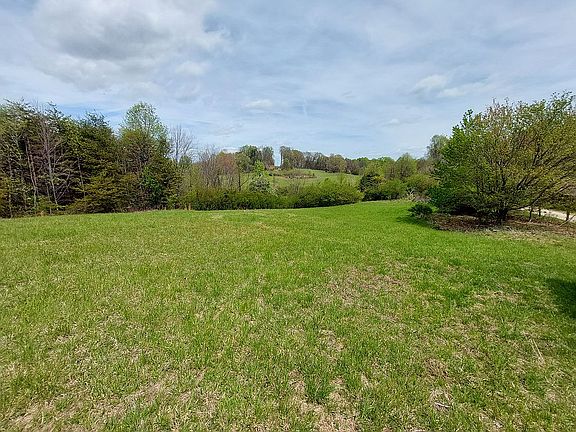 3rd image of 1925 Balls Mill Rd