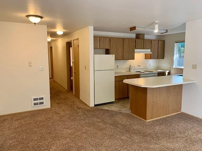 6016 Fauntleroy Way SW — Photo 3