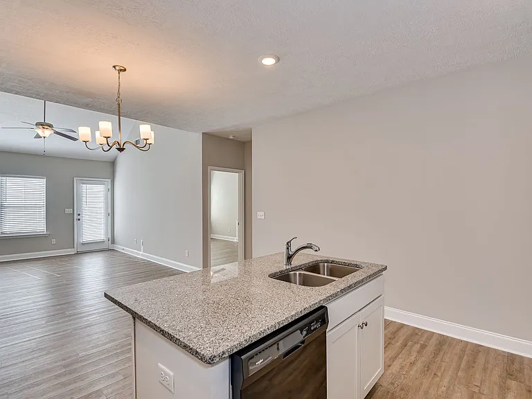 3817 Harper Franklin Ave — Photo 5