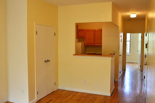 Rented by Royal Living | media 12