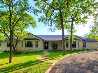418 Leisure Ln, Cedar Creek, TX 78612