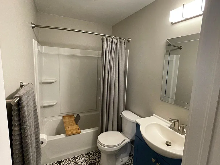 137 W Michigan St — Photo 10