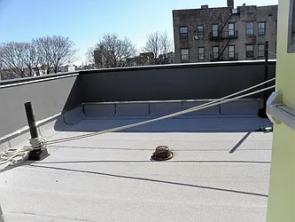 Rented by Lilia Anastasiadis, LREB