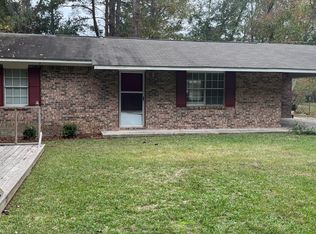 1723 Barnes Ave, Columbia, MS 39429