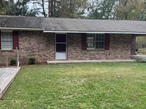 1723 Barnes Ave, Columbia, MS 39429
