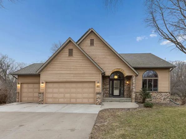 421 Butternut Ln SE, Saint Michael, MN 55376