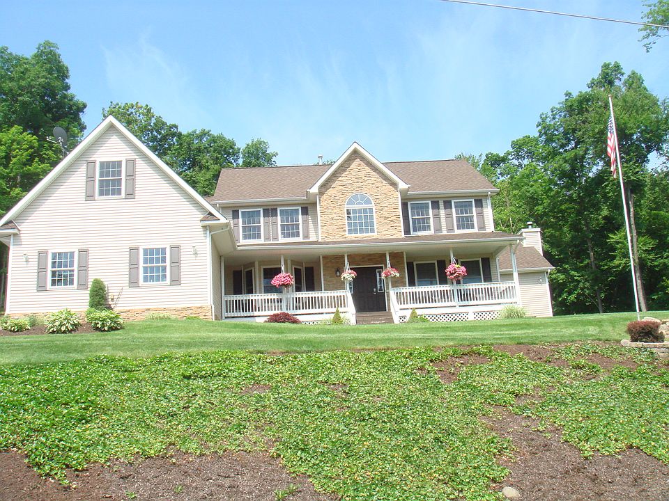 2nd image of 4 Pond Ridge Xing