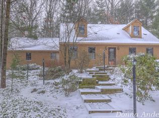 1739 Scott Creek Dr NE, Belmont, MI 49306