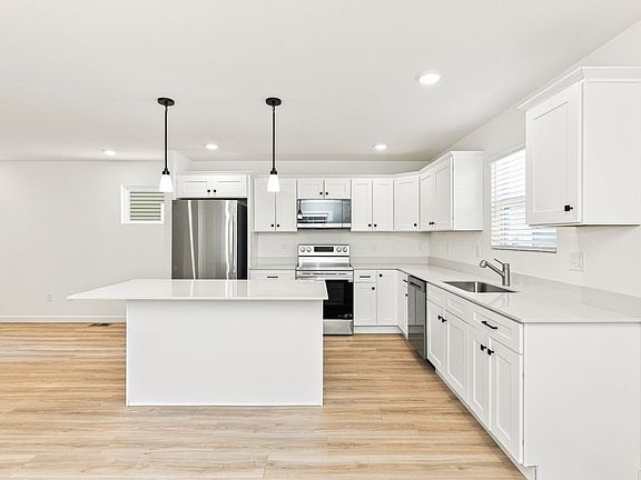 4th image of 6138 Aurelius Rd
