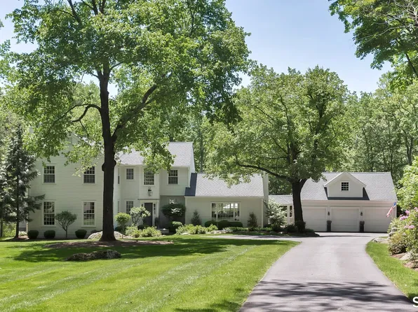 374 Michigan Road, New Canaan, CT 06840