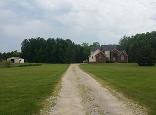 989 W Allen Rd, Howell, MI 48855