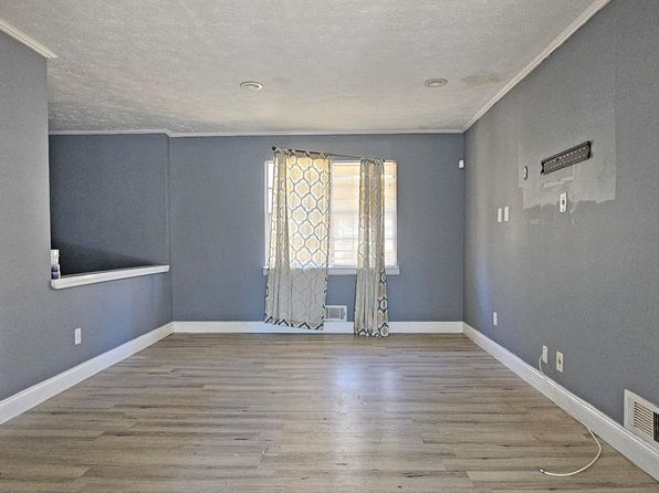 6665 Cedar Hurst Trl, College Park, GA 30349