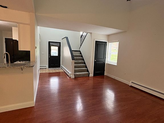 4th image of 72 Wilson Lane #2