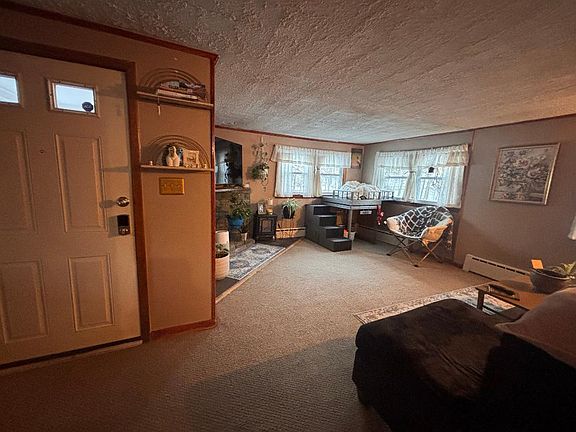 2nd image of 142 Lake Iliff Rd