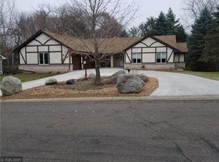 7746 Bester Ave, Inver Grove Heights, MN 55076