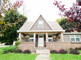 206 S Clay St, Morocco, IN