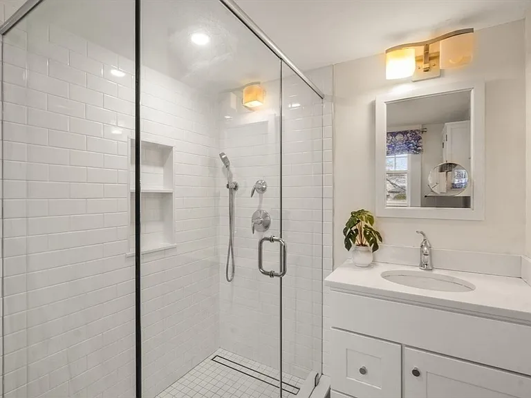 12 Leighton Rd #2 — Photo 13
