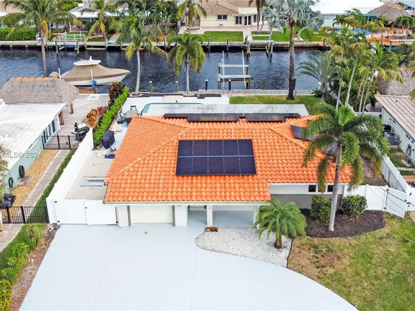 370 SE 6th Ter, Pompano Beach, FL 33060
