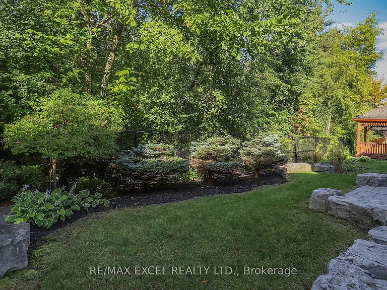 215 Coons Rd — Photo 50