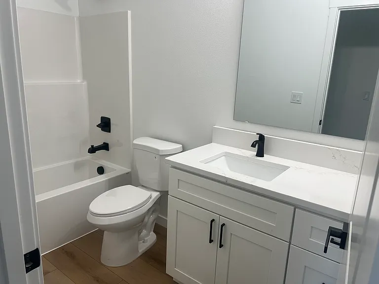 4421 W Nixon St #B — Photo 7