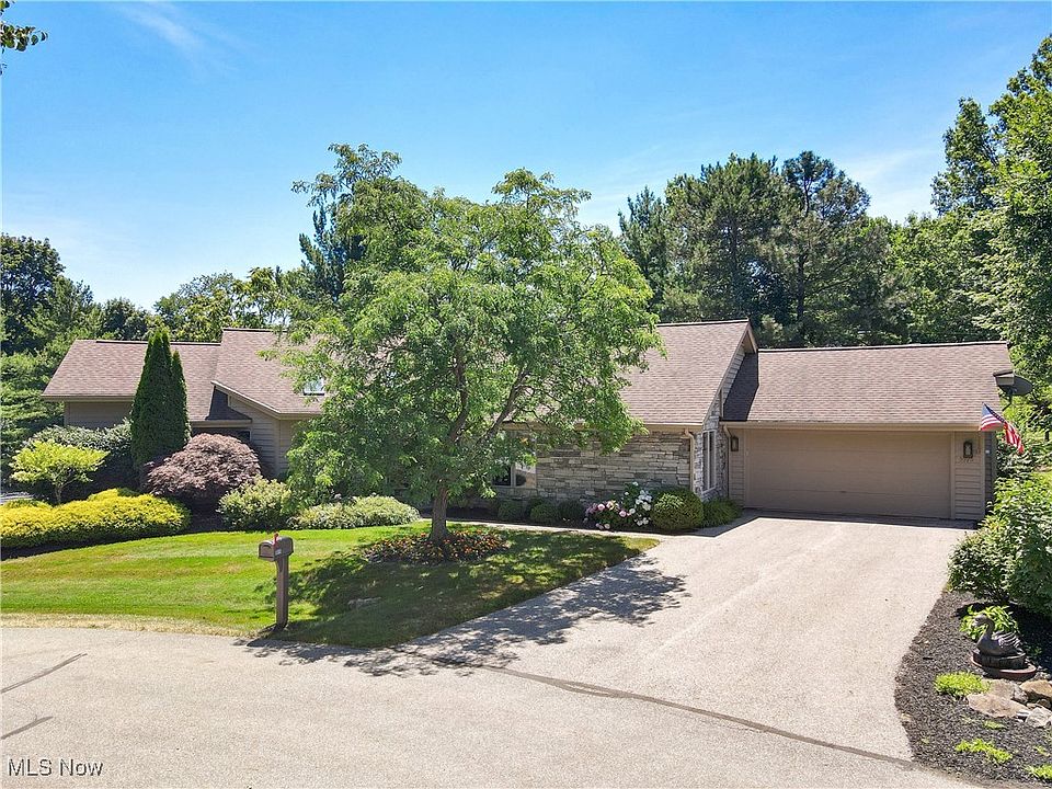 5575 Hummingbird Cir, Solon, OH 44139 | Zillow