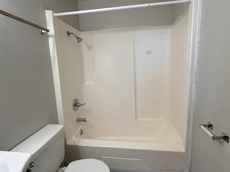 803 - Bathroom