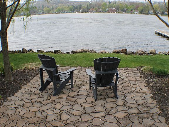 Lakeside Paver Patio