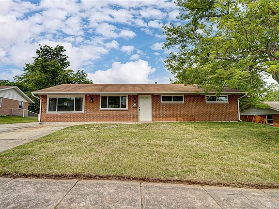 3rd image of 6687 Helwig Dr