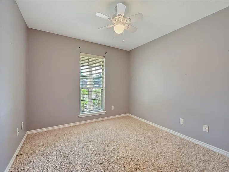 4406 Colony Chase Dr — Photo 14
