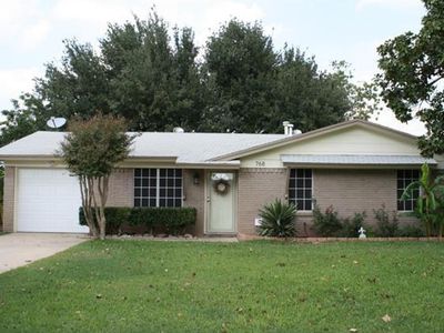 768 Treadwell Dr, Hurst, TX, 76053